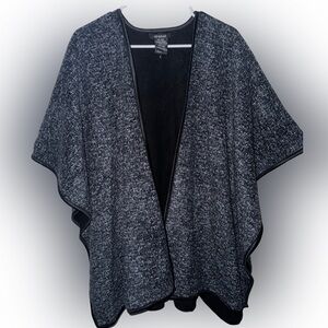 Ike Behar Grey Poncho Style Overcoat One Size Fits All Very Soft